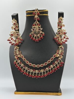 Golden Red Petal Necklace Set